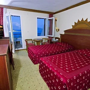 Grand Newport Hotel